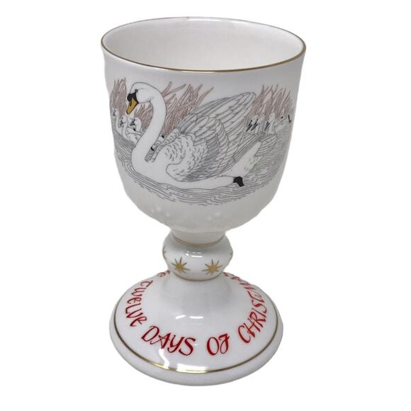 Royal Doulton Porcelain Goblet 7 Swans a Swimming 12 Days of Christmas Boxed - Picture 1 of 9